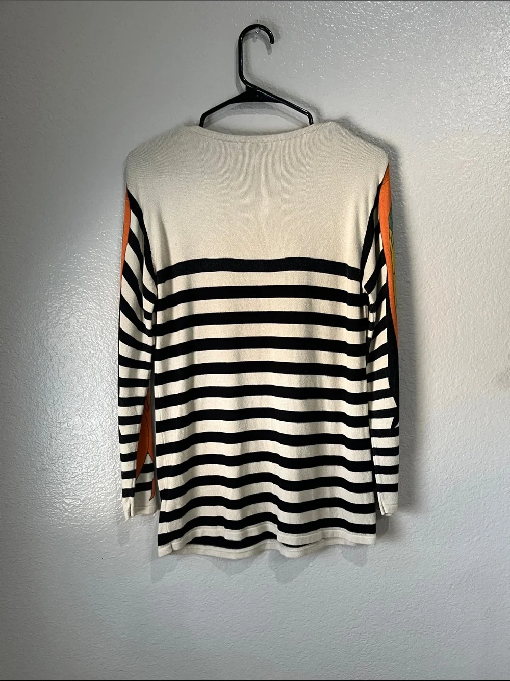 ModeLia Cream Black Stripes Orange parrot Print Knit Sweater Sz XL Chic - Picture 9 of 9